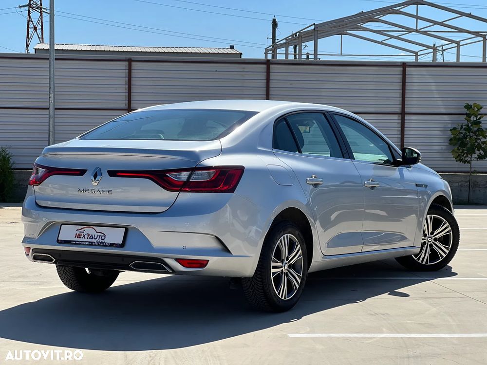 Renault Megane 2023 photo 3