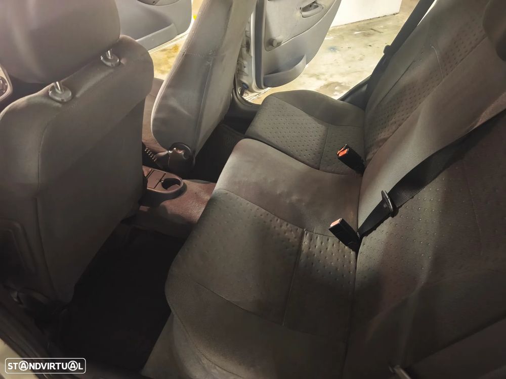 Opel Corsa 1.3 CDTi Enjoy R - 15