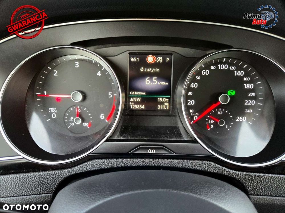 Volkswagen Passat - 32