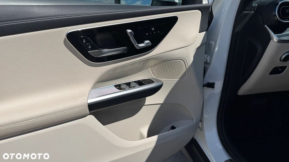 Mercedes-Benz GLC 300 mHEV 4-Matic Avantgarde - 16