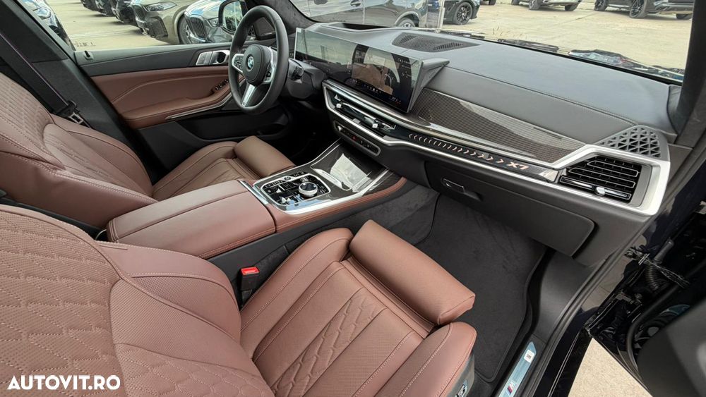 BMW X7 xDrive40d AT MHEV - 29