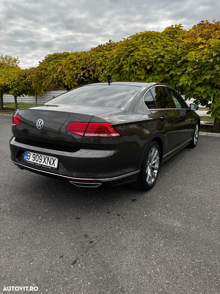 Volkswagen Passat - 8