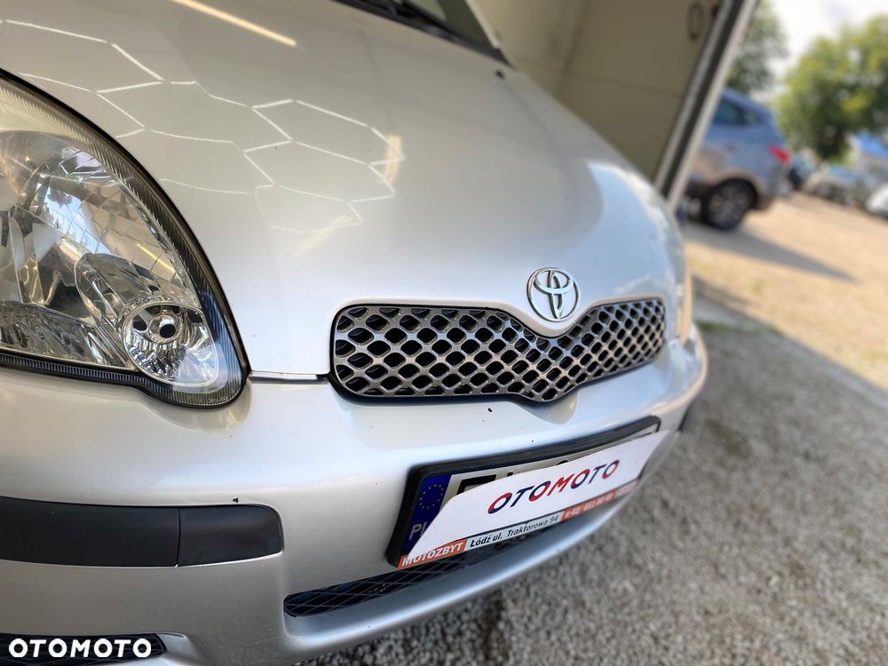 Toyota Yaris 1.0 Luna - 17