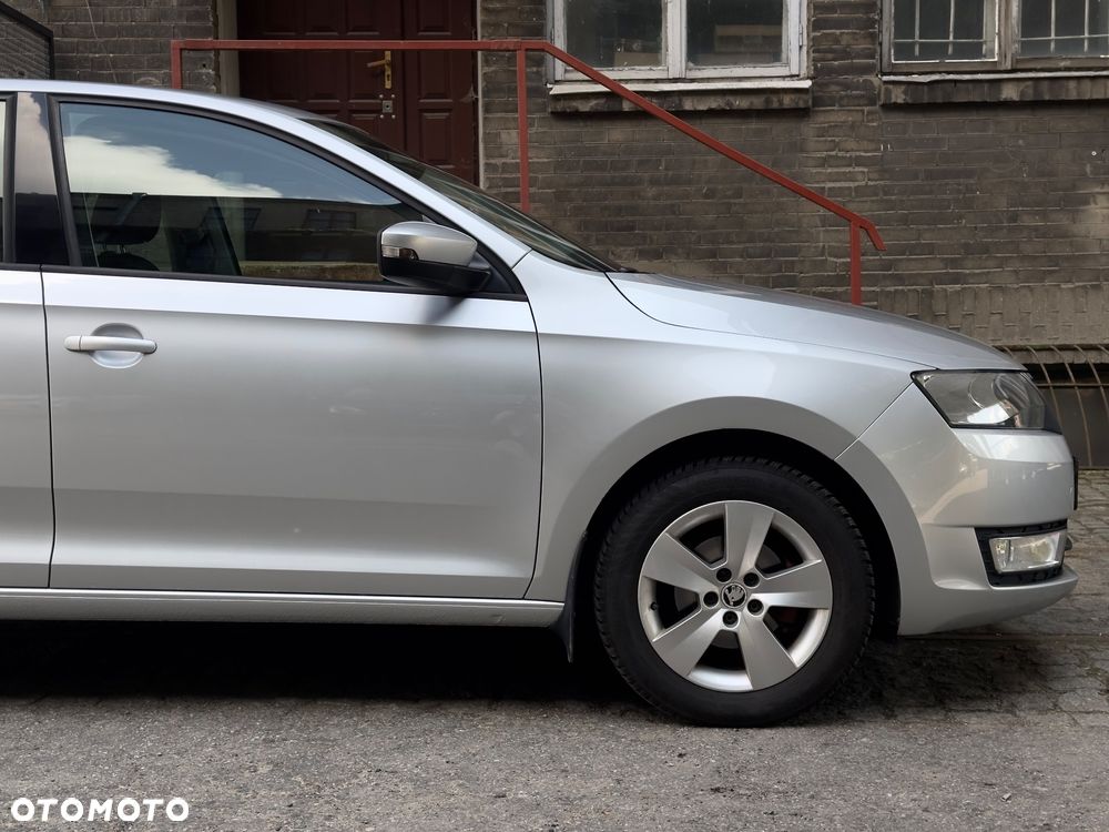 Skoda RAPID 1.2 TSI Ambition - 9