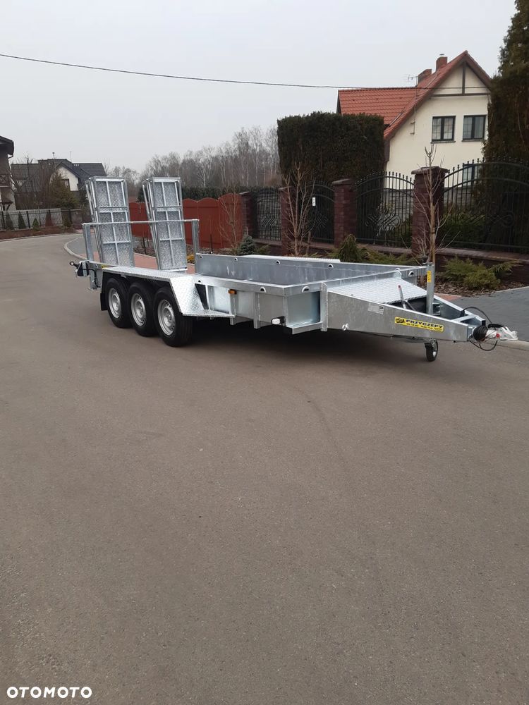 SAN-CAR Koparkowa - 4