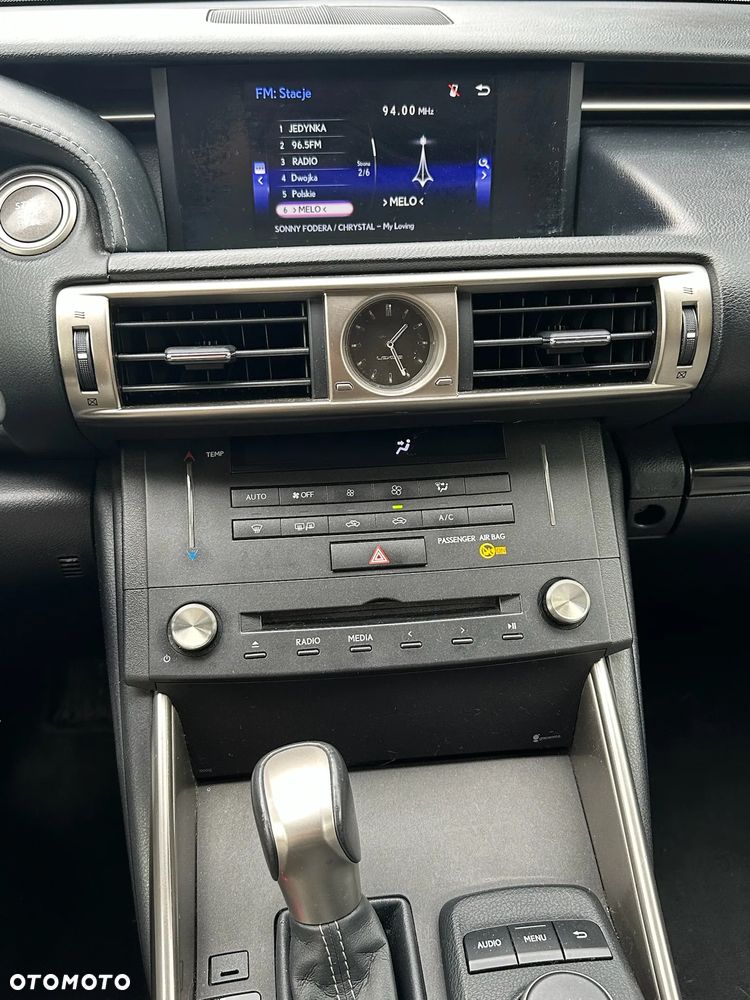Lexus IS 250 Classic - 12