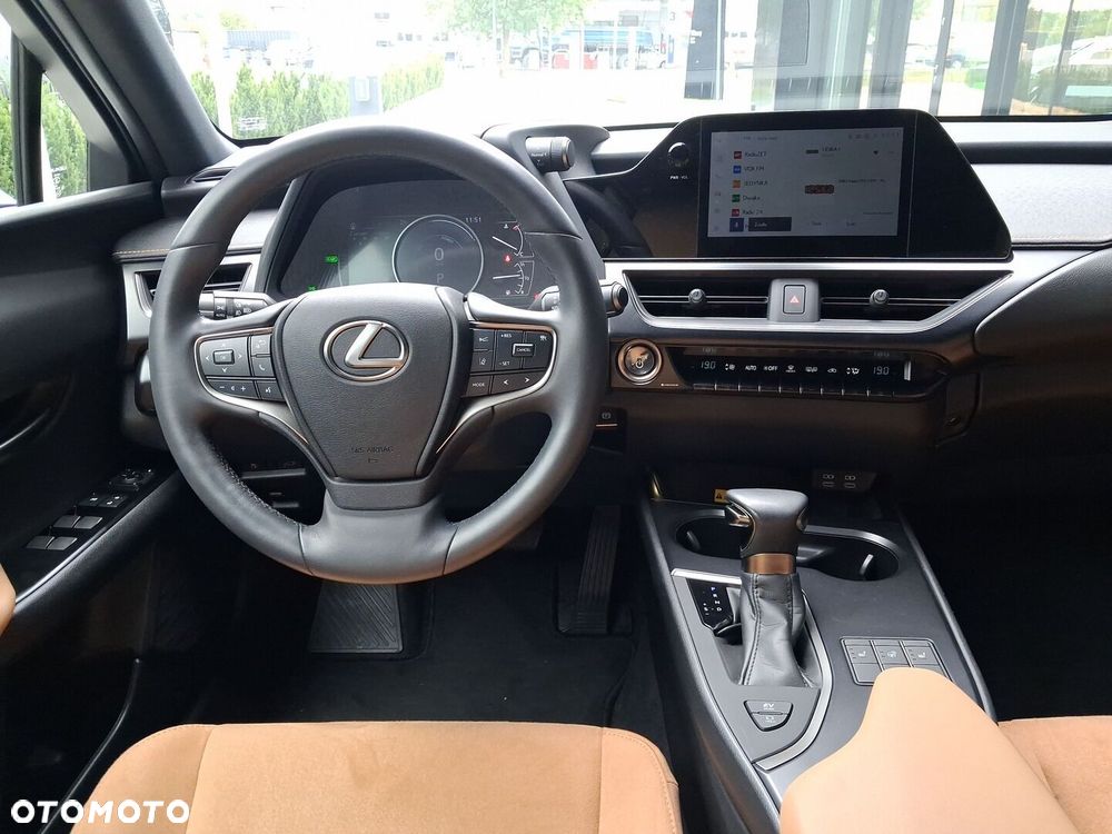 Lexus UX 250h GPF Business 2WD - 15