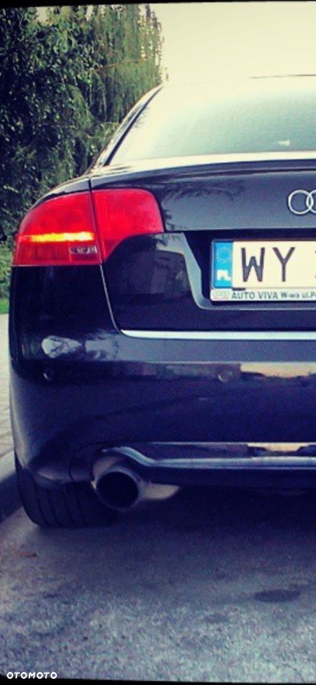 Audi A4 Limousine