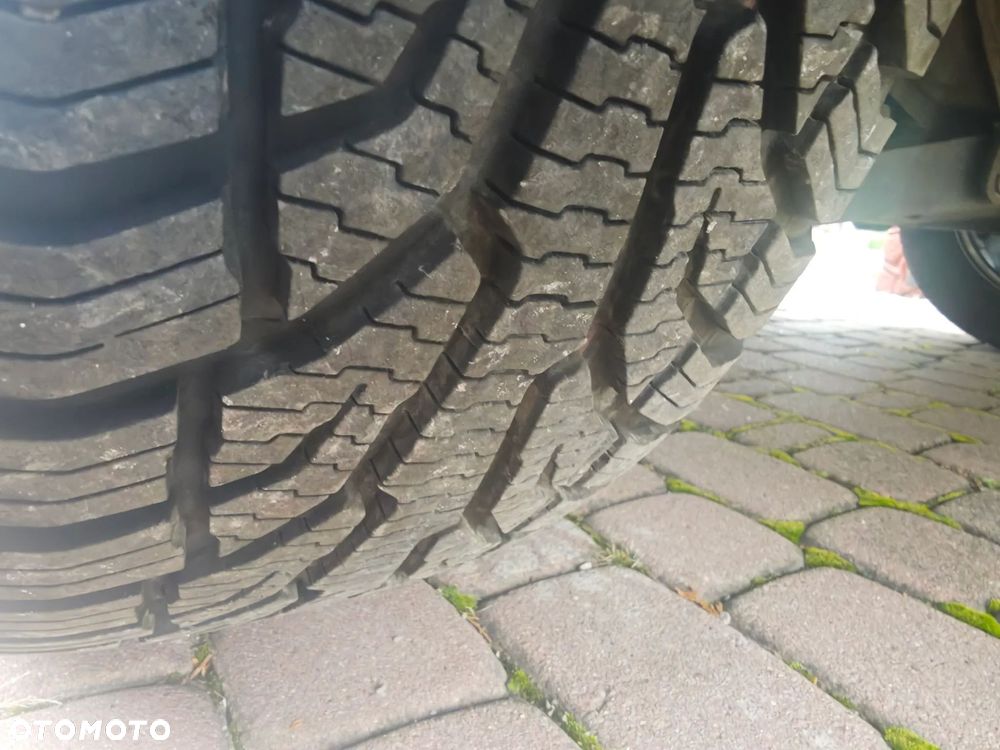 Ford Kuga 2.0 TDCi 2x4 Titanium - 7