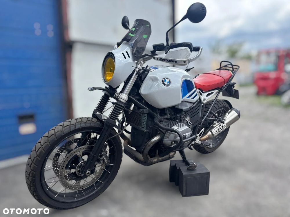 BMW R - 2