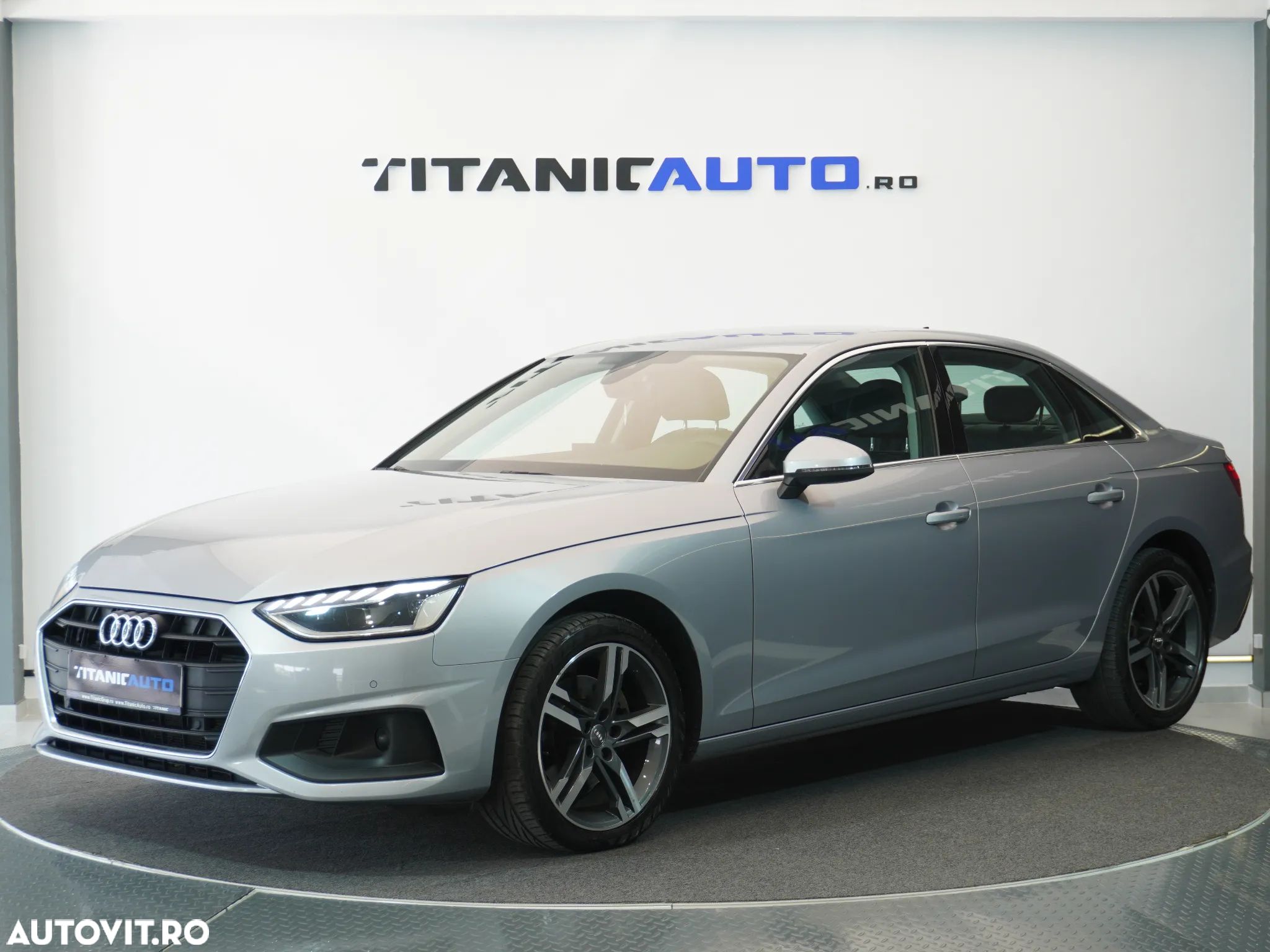 Audi A4 30 TDI S tronic advanced - 1