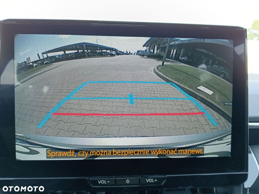 Toyota Corolla 1.8 Hybrid Comfort - 24