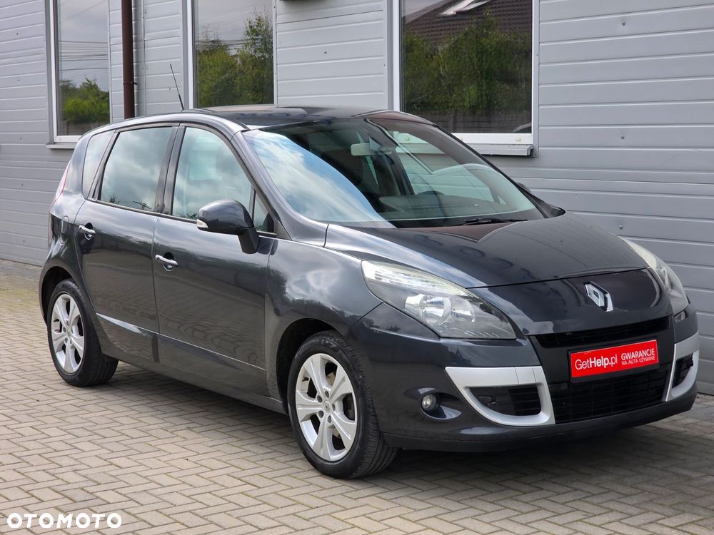 Renault Scenic 1.6 16V 110 Dynamique - 8