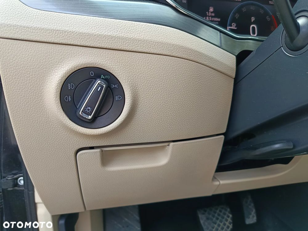 Skoda Superb 2.0 TSI Style DSG - 22