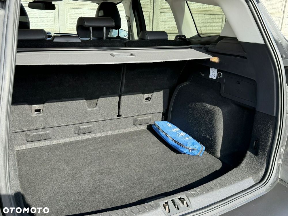 Ford Kuga 2.0 TDCi AWD Titanium - 25