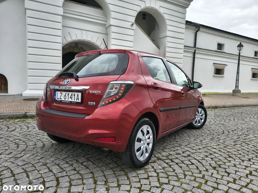 Toyota Yaris 1.5 VVT-i Life - 12