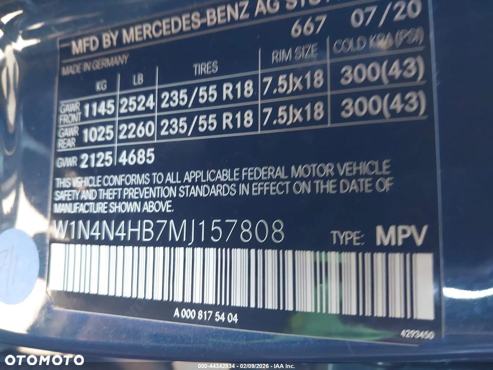 Mercedes-Benz GLA - 10