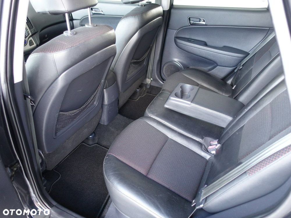 Hyundai i30 - 12