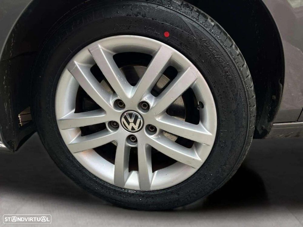 VW Golf 1.6 TDi Confortline - 11