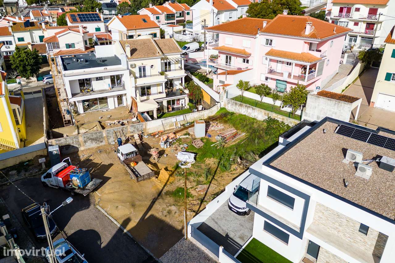 TERRENO URBANO | PROJETO APROVADO | MORADIA T3 | PISCINA | SOBREDA - Grande imagem: 2/23