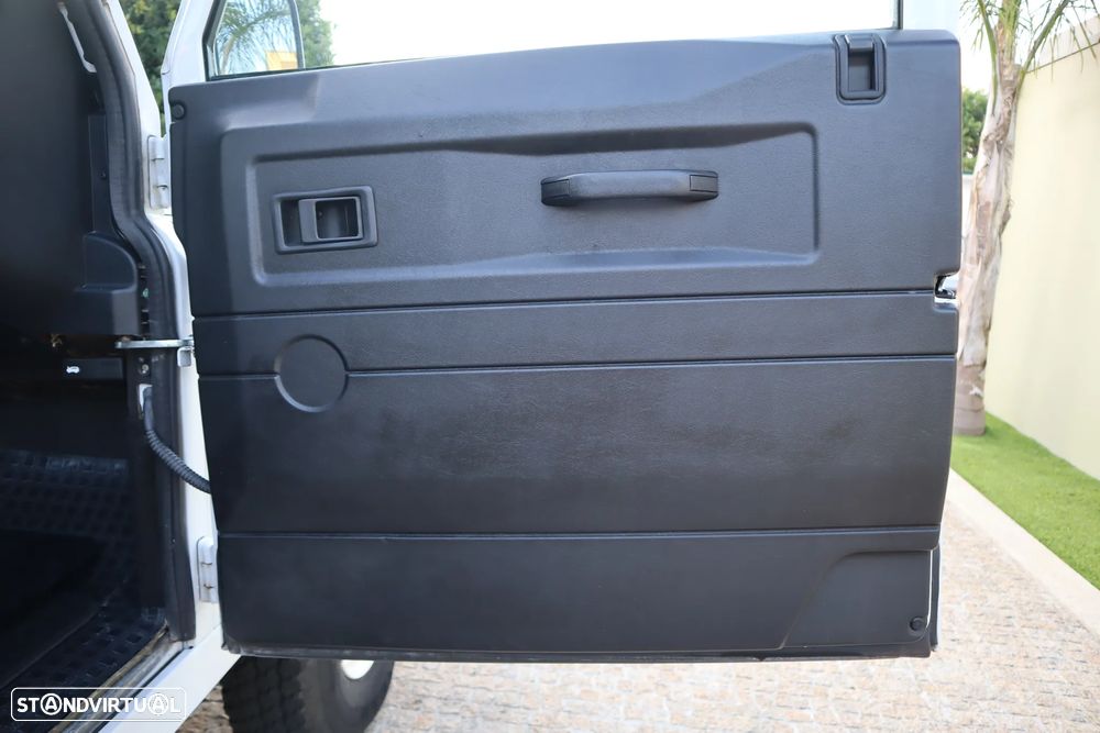 Land Rover Defender 130 CC 2.2 CRD E CD - 28