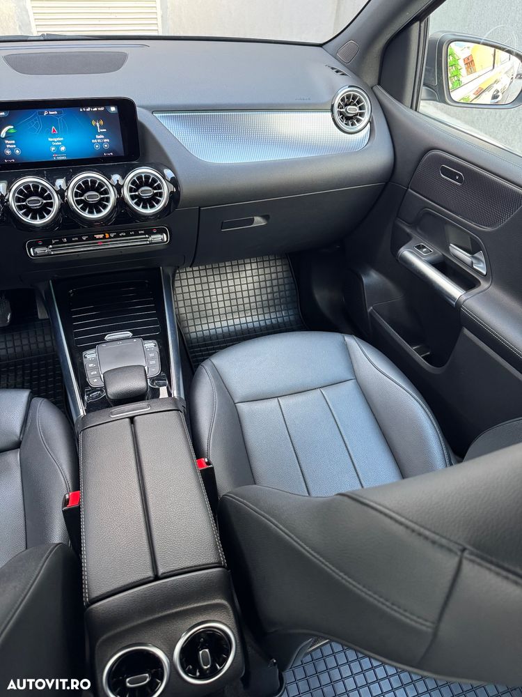 Mercedes-Benz B 180 - 22