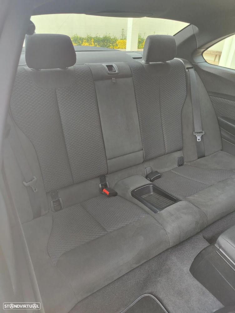 BMW 220 d Coupe Pack M Auto - 8