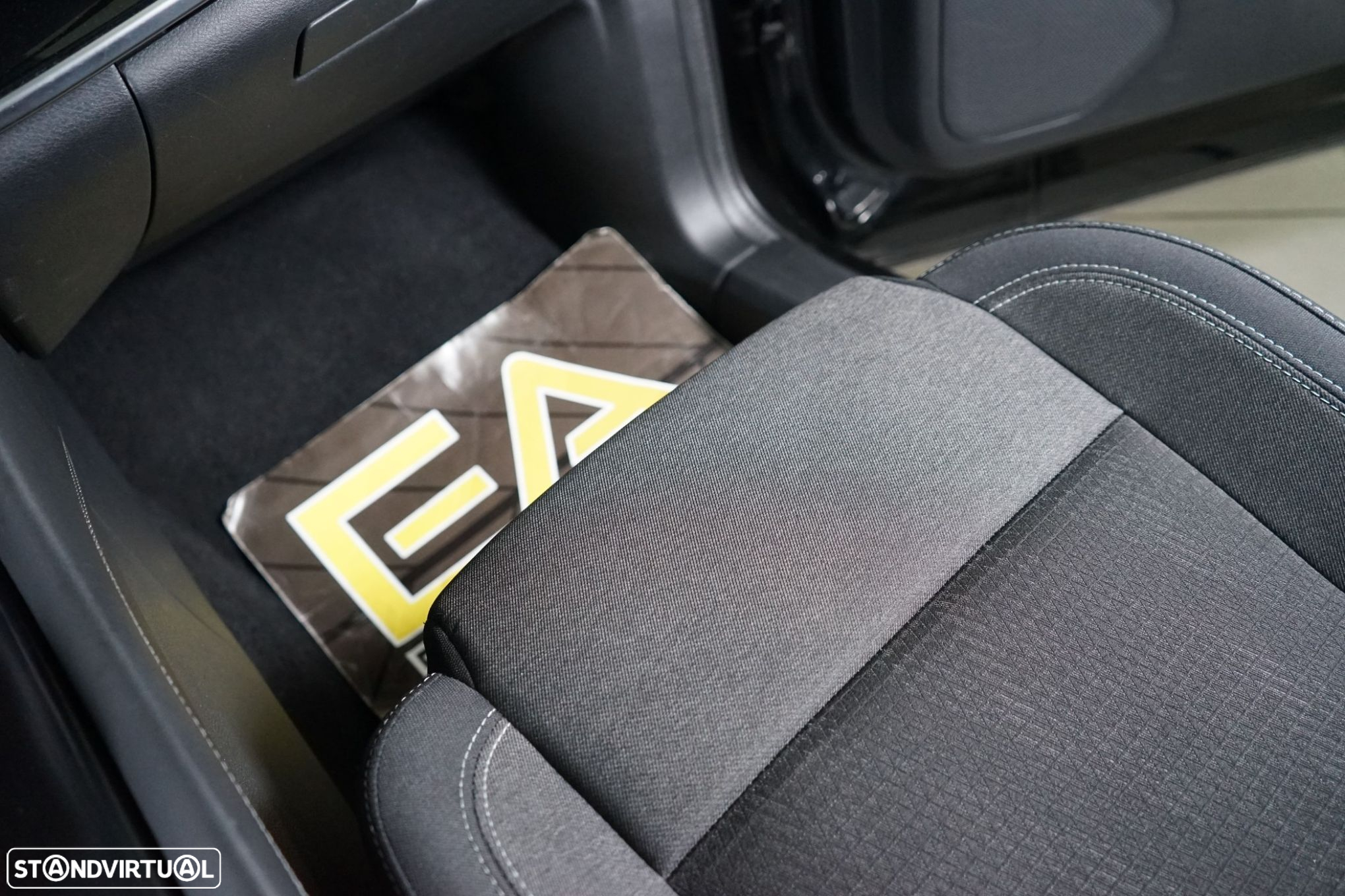 Nissan Qashqai 1.3 DIG-T Advance Two Tone Xtronic - 37