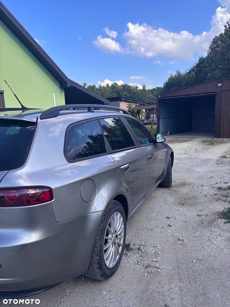 Alfa Romeo 159 - 6