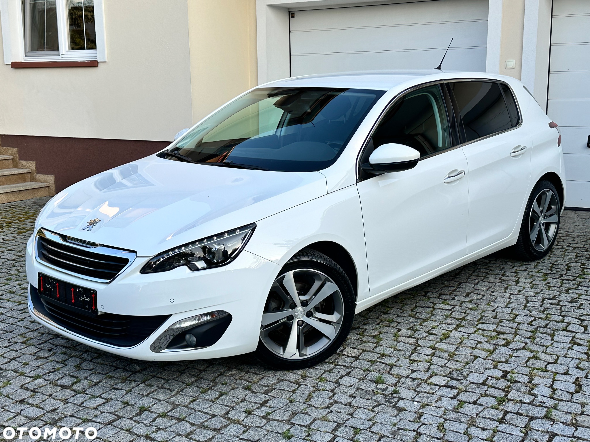 Peugeot 308 SW e-HDi FAP 115 Stop&Start Business Line Niveau 1 - 5