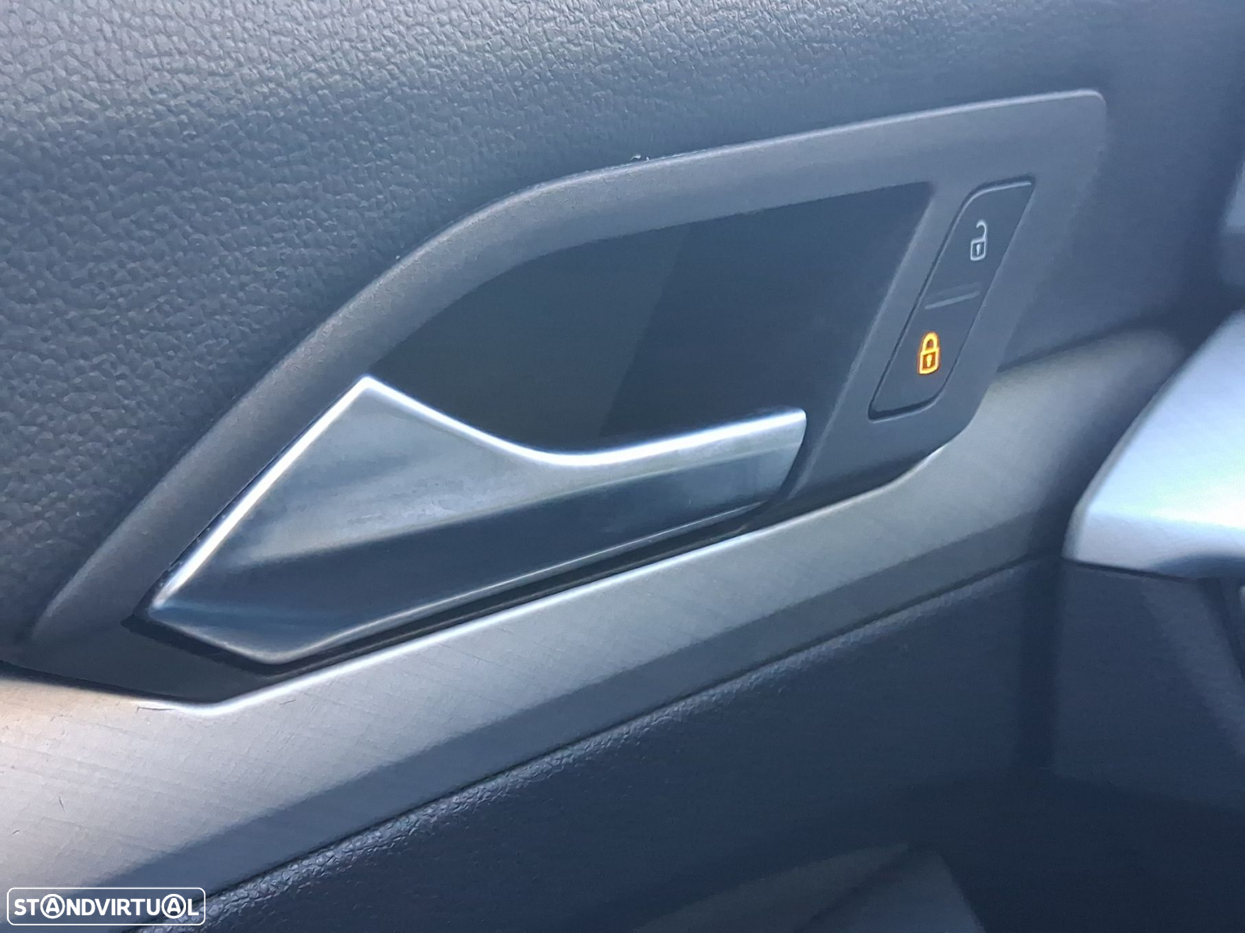 VW Golf 1.0 TSI Life - 40