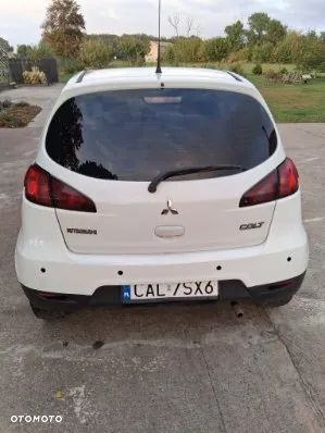 Mitsubishi Colt - 4