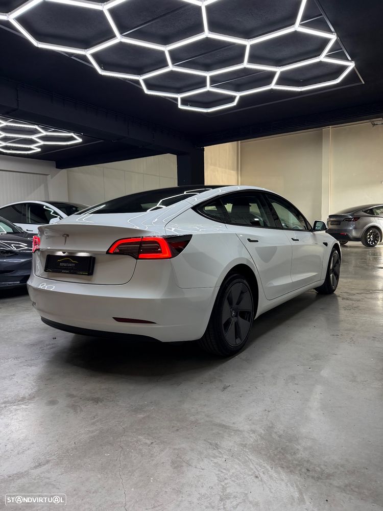 Tesla Model 3 Standard RWD - 4