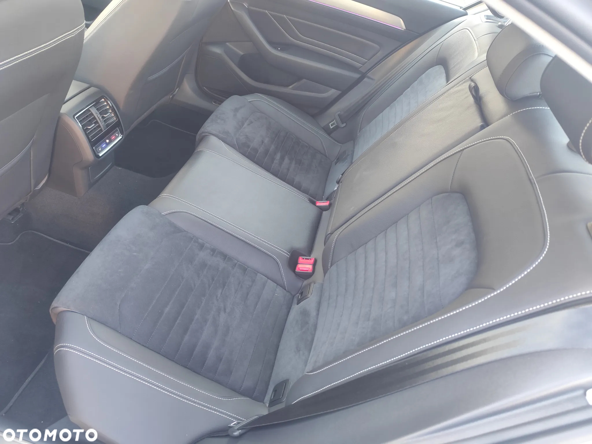 Volkswagen Passat Variant 1.5 TSI OPF DSG Business - 29