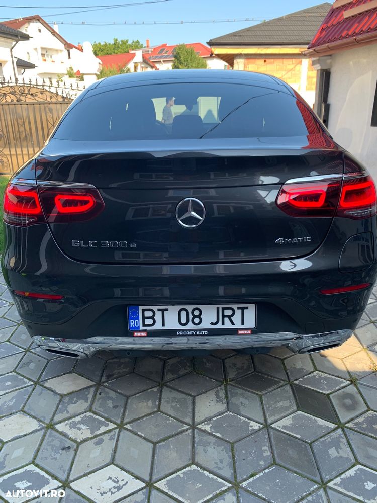 Mercedes-Benz GLC Coupe 350 e 4MATIC - 11