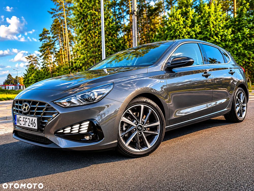 Hyundai i30 1.5 T-GDI 48V Comfort DCT - 12