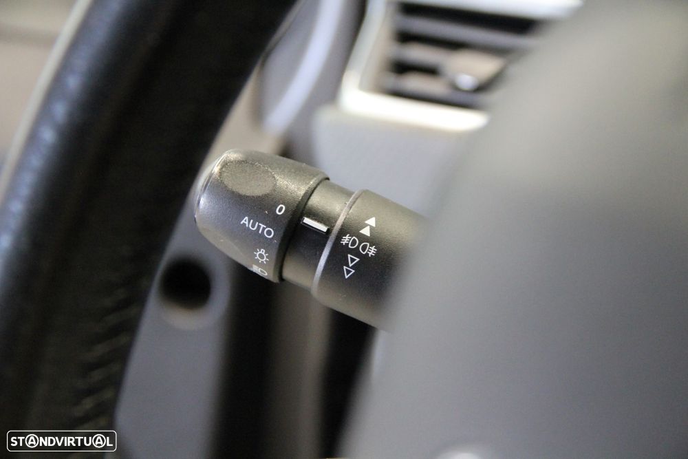 Peugeot 208 1.2 PureTech Style - 13