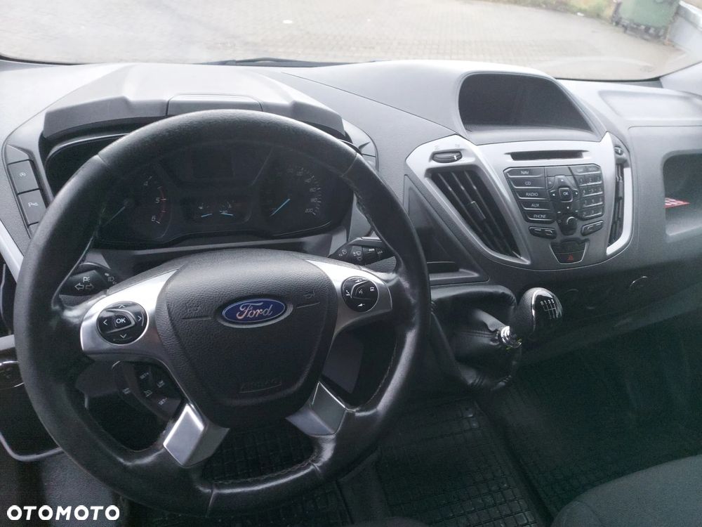 Ford Transit Custom - 11