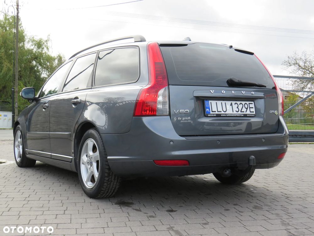 Volvo V50 D2 Momentum Start-Stop - 16