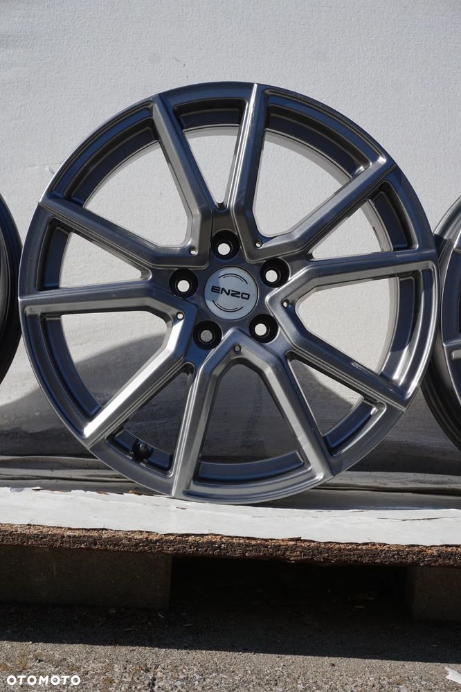 Felgi 5x108 17 7J et44 - 4