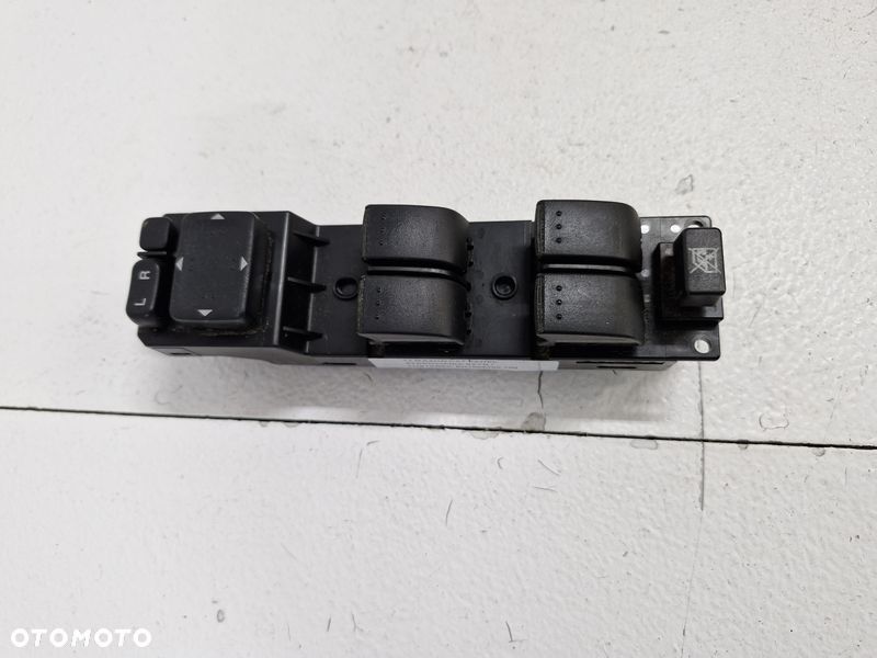 MAZDA CX7 PANEL STEROWANIA SZYB I LUSTEREK EH1666350 - 1