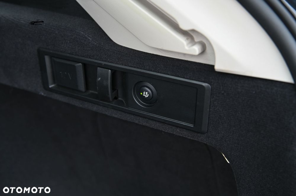 BMW Seria 3 - 34
