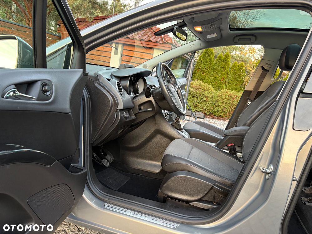 Opel Meriva 1.4 T Cosmo - 32