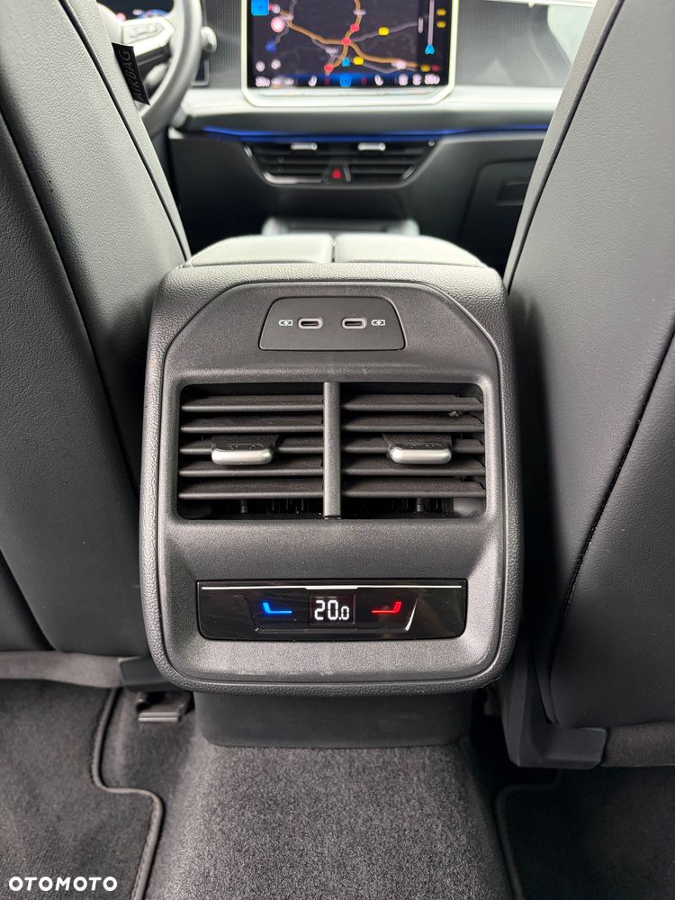 Volkswagen Passat 2.0 TDI SCR DSG Business - 9