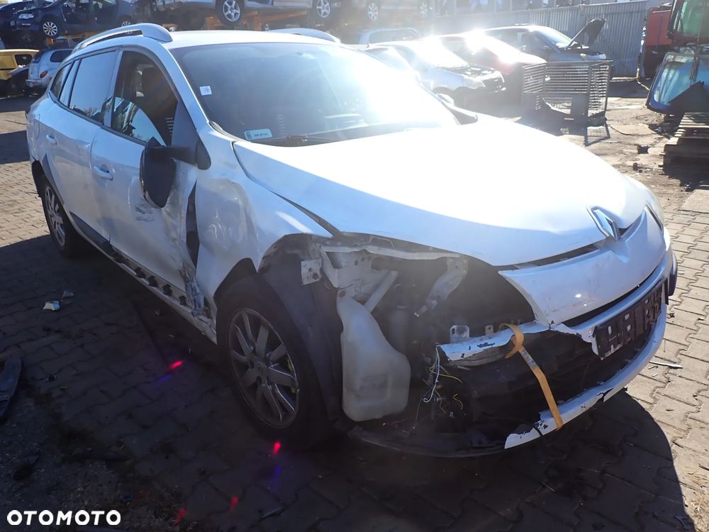 CZĘŚCI - Renault Megane III 3 1,5DCI 110KM K9K846 6B TL4056 KOMBI LAKIER 0V369 2011r. INDEX - 9092 - 3