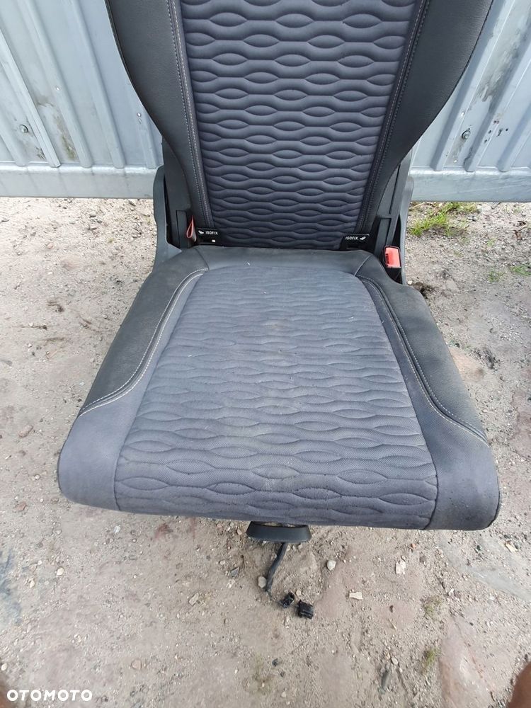 fotel prawy 2 rząd Opel Zafira C - 4