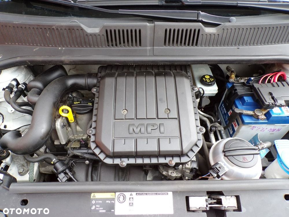 Volkswagen up! - 19
