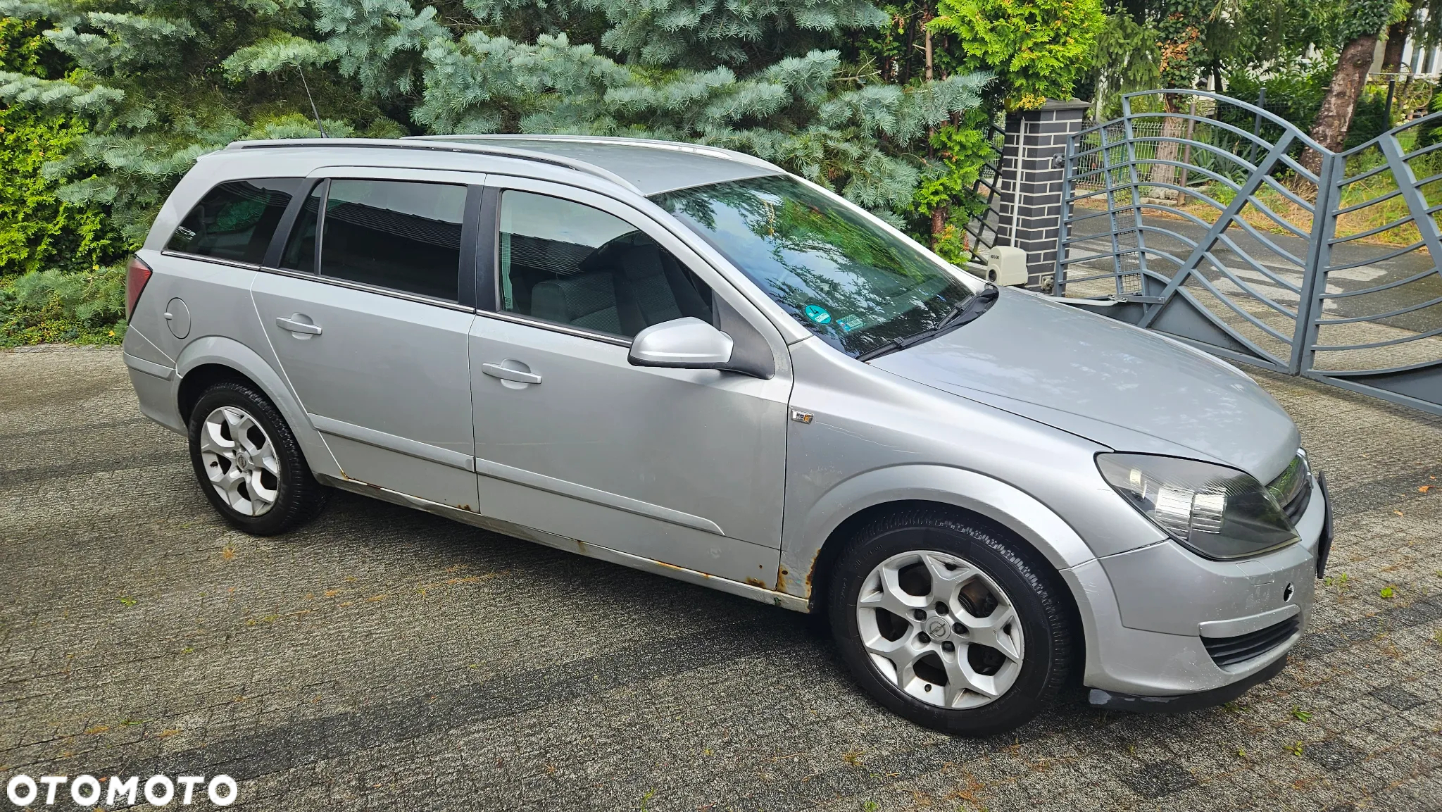 Opel Astra 1.9 CDTI DPF Sport - 4