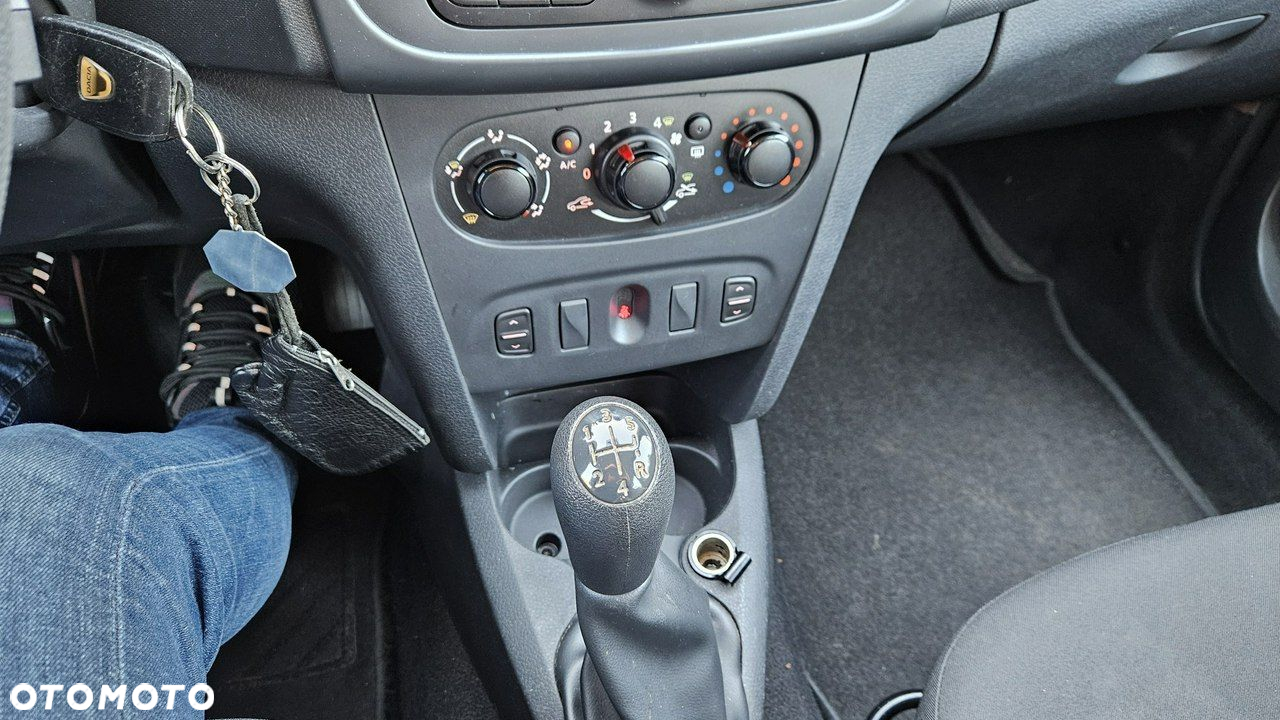 Dacia Logan MCV 1.2 16V Access - 24