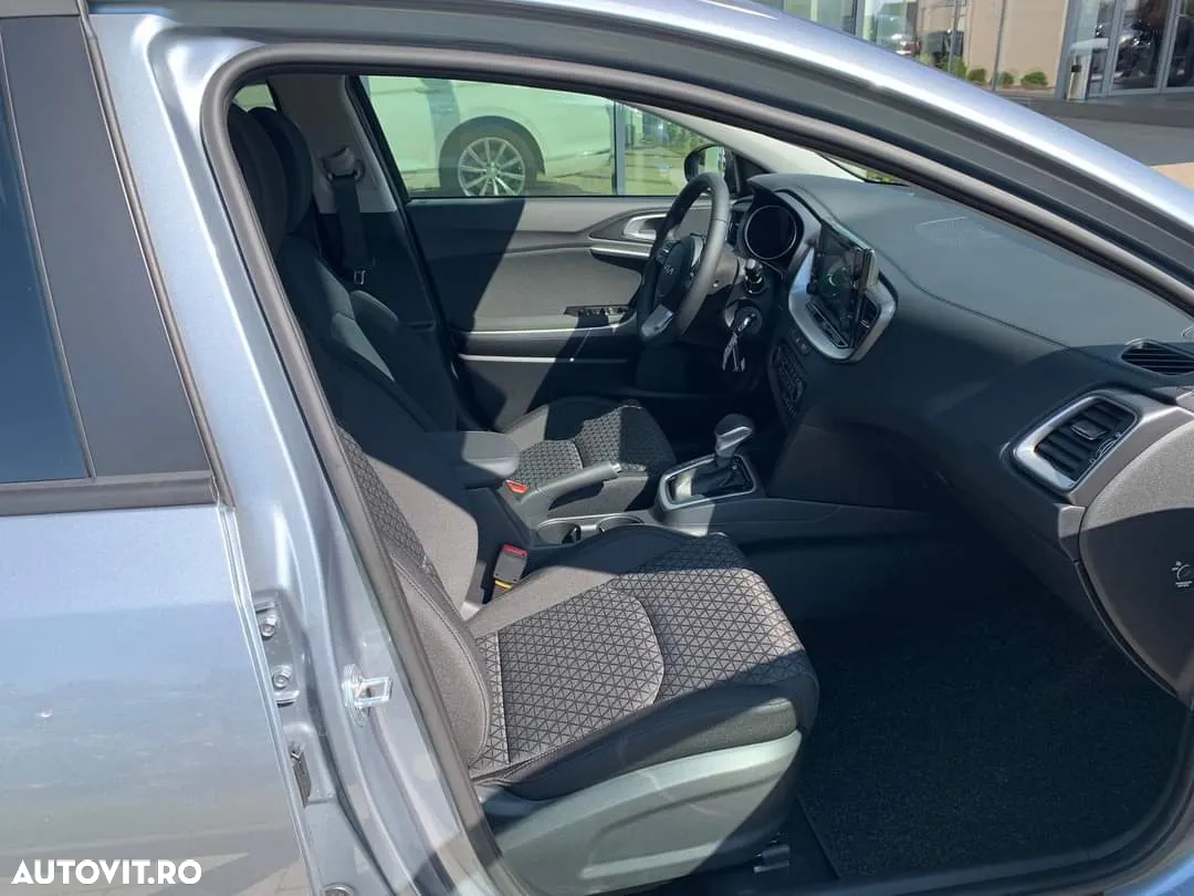 Kia Ceed 1.5 T-GDI 7DCT Best+ - 9